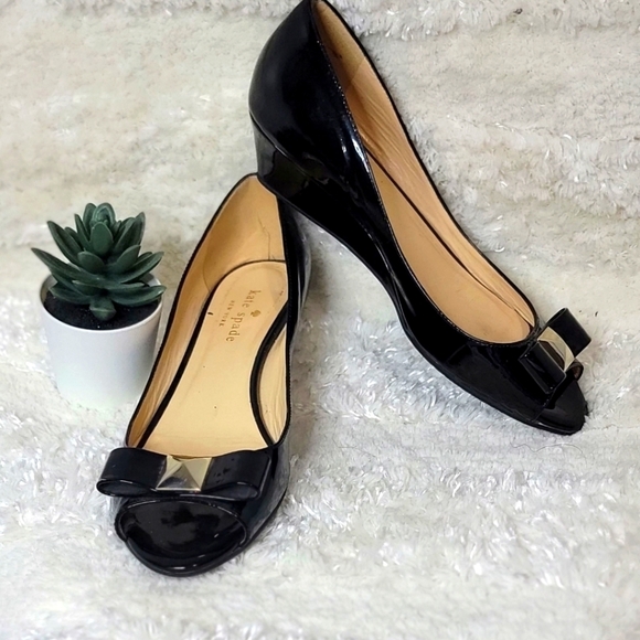 💙Kate Spade Italy Patent Shoes - Picture 1 of 15